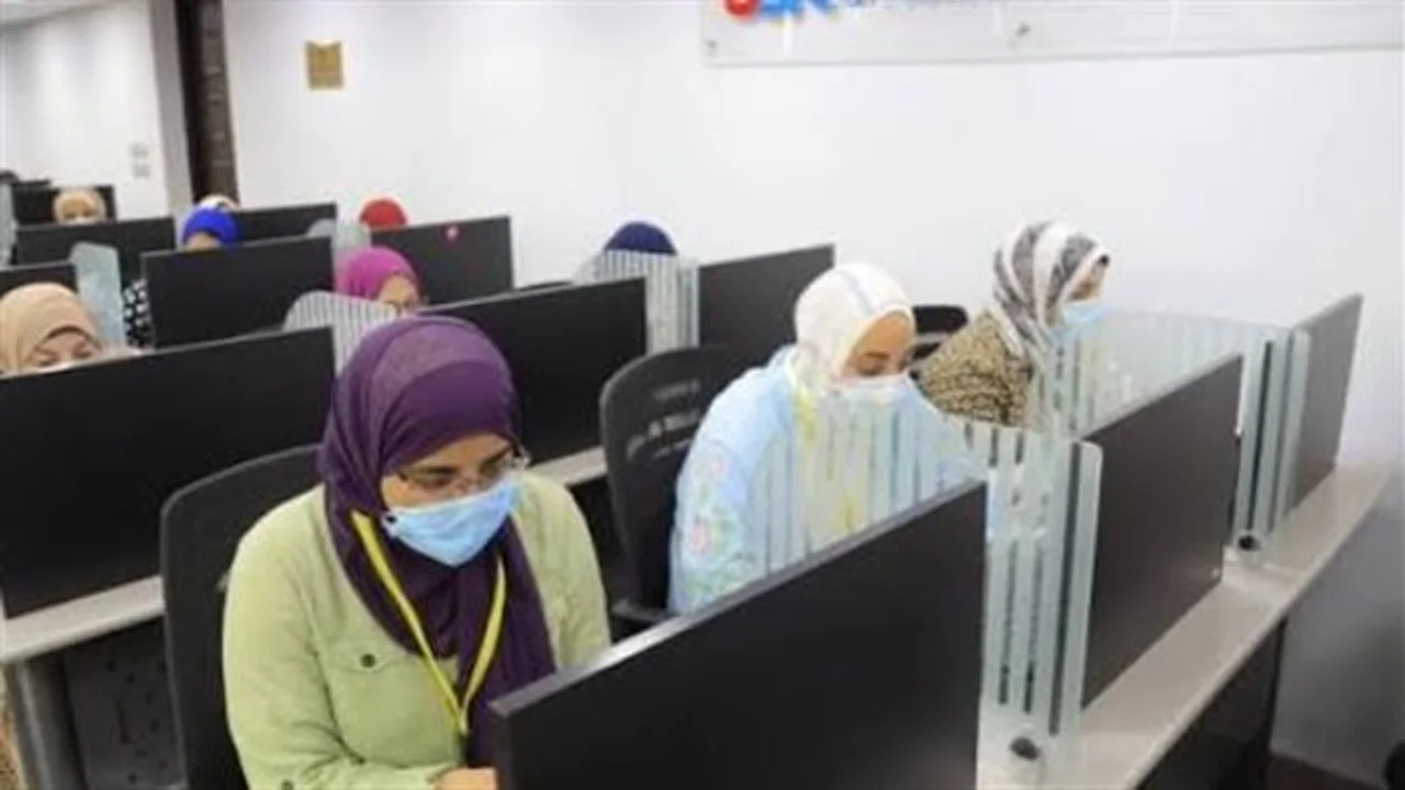 نتائج جديدة.. الجهاز المركزي يعلن أسماء معلمي الدراسات والإنجليزية